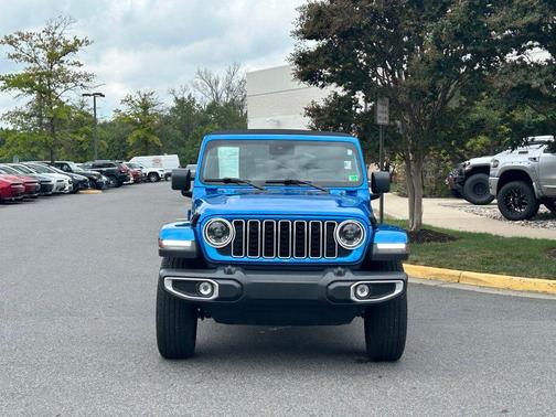 2024 Jeep Wrangler Sahara