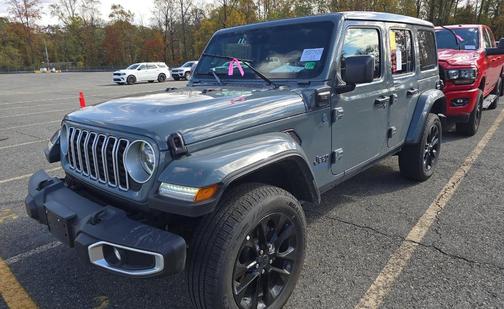2025 Jeep Wrangler 4xe Sahara