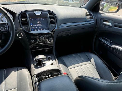 2014 Chrysler 300 S