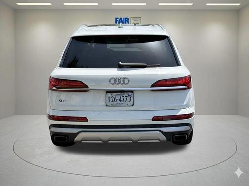 Carrara White 2025 Audi Q7 55 Premium Plus