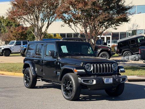 2025 Jeep Wrangler 4xe Sahara