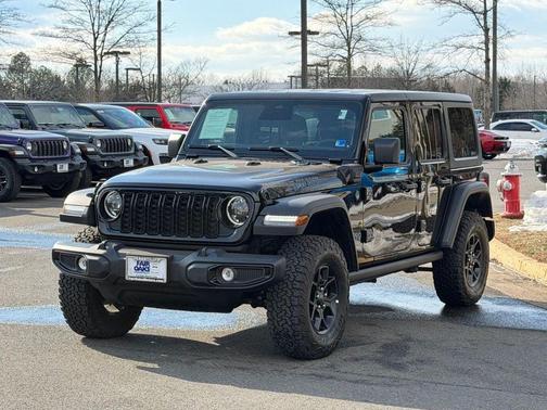 2025 Jeep Wrangler 4xe Sport