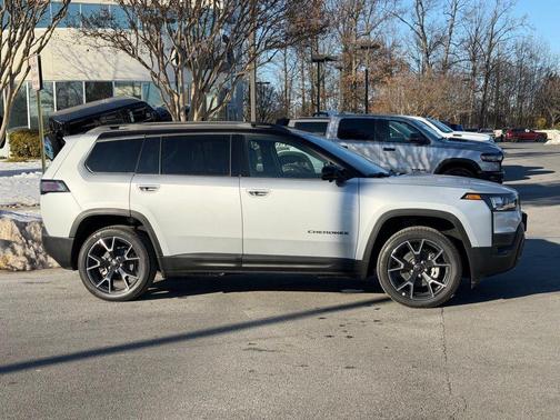 2026 Jeep Cherokee Overland