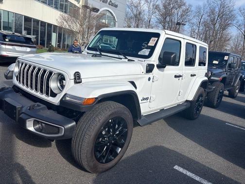 2025 Jeep Wrangler 4xe Sahara