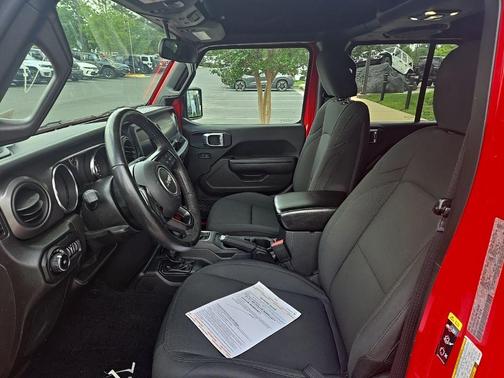 2022 Jeep Wrangler Unlimited Sport