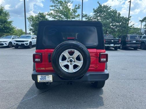 2022 Jeep Wrangler Unlimited Sport
