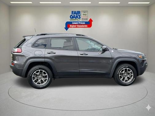 Granite Crystal Clearcoat Metallic 2021 Jeep Cherokee Trailhawk