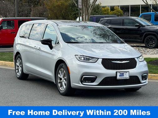 Silver Mist Clearcoat 2026 Chrysler Pacifica Limited