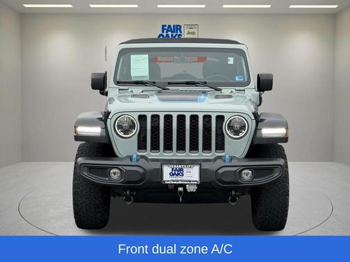 Earl Clearcoat 2023 Jeep Wrangler 4xe Rubicon