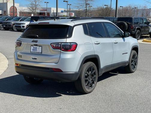 2025 Jeep Compass Latitude