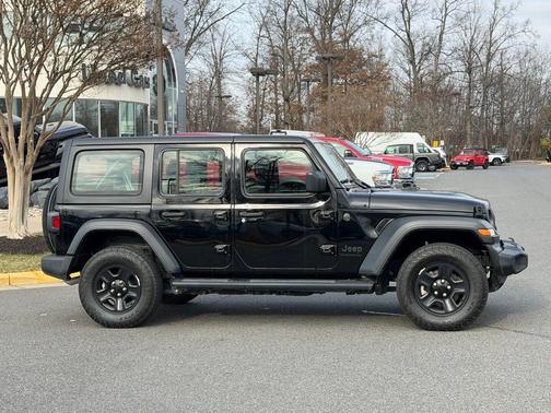 2024 Jeep Wrangler Sport