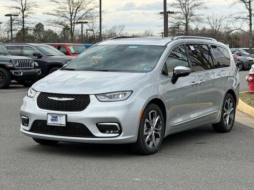 2026 Chrysler Pacifica Pinnacle