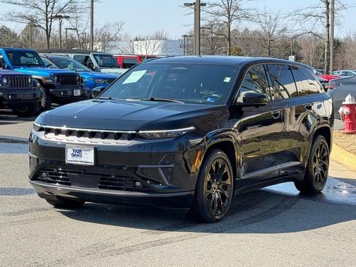 2024 Jeep Wagoneer S Launch Edition