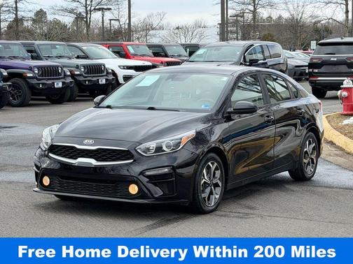 Aurora Black Pearl 2019 Kia Forte LXS