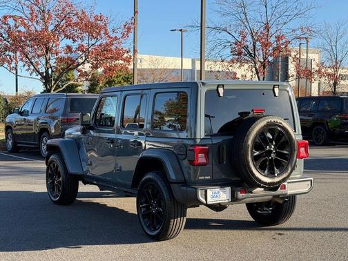 2025 Jeep Wrangler 4xe Sahara