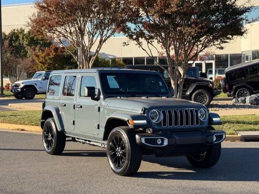 2025 Jeep Wrangler 4xe Sahara