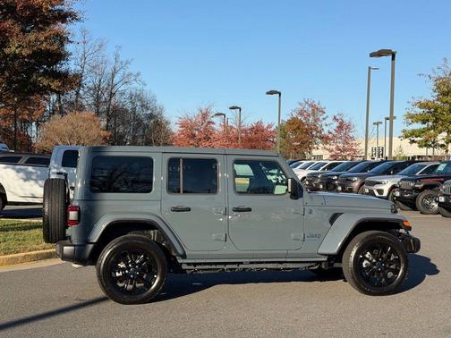 2025 Jeep Wrangler 4xe Sahara