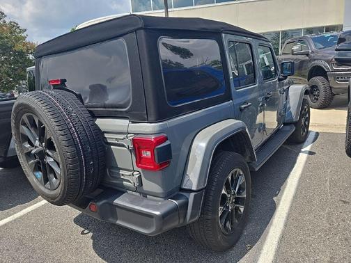 2022 Jeep Wrangler Unlimited 4xe Sahara