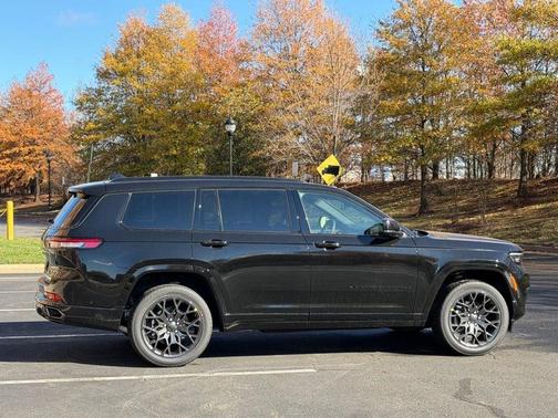 2025 Jeep Grand Cherokee L Summit