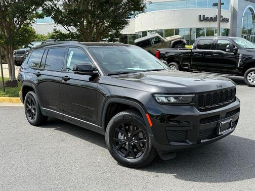 2024 Jeep Grand Cherokee L Laredo