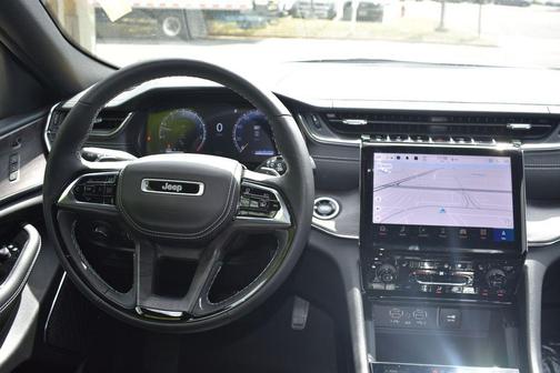 2025 Jeep Grand Cherokee Overland