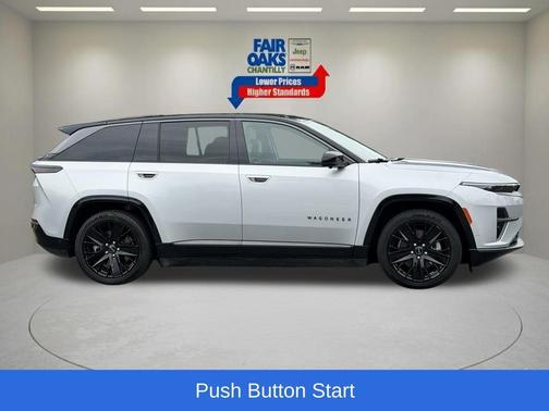 Silver Zynith Clearcoat 2024 Jeep Wagoneer S Launch Edition