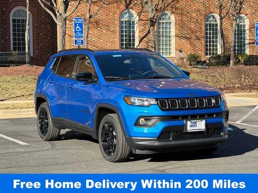 Hydro Blue Pearlcoat 2026 Jeep Compass Latitude
