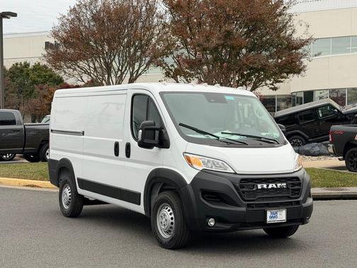 2026 RAM ProMaster 1500 Low Roof
