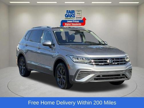 Pyrite Silver Metallic 2023 Volkswagen Tiguan 2.0T SE