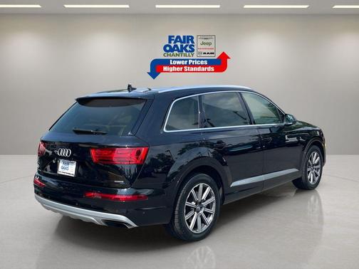 2019 Audi Q7 55 Premium Plus