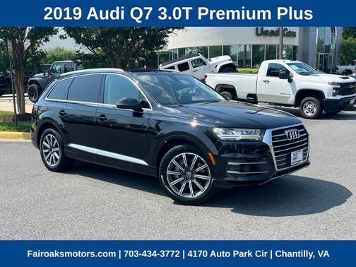 2019 Audi Q7 55 Premium Plus