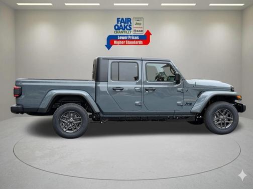 Anvil Clearcoat 2026 Jeep Gladiator Sport