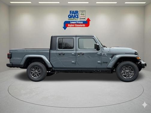 Anvil Clearcoat 2026 Jeep Gladiator Sport