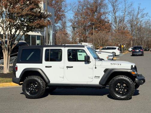 2022 Jeep Wrangler Unlimited Sport