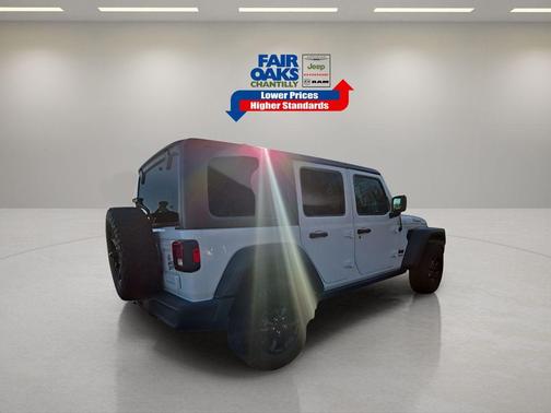 2022 Jeep Wrangler Unlimited Sport