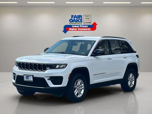 2023 Jeep Grand Cherokee Laredo