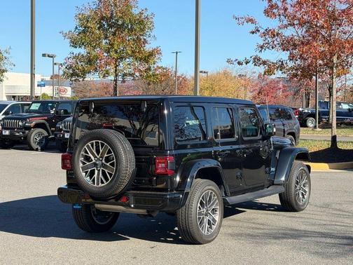 2023 Jeep Wrangler 4xe Sahara