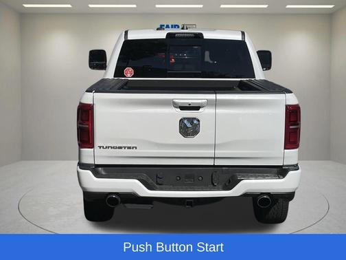 Ivory White 2025 RAM 1500 Tungsten