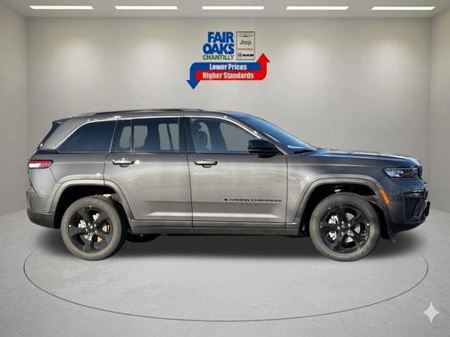 Metallic 2026 Jeep Grand Cherokee Limited