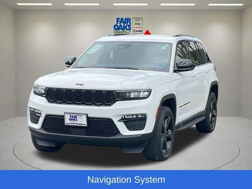 Bright White Clearcoat 2023 Jeep Grand Cherokee Limited