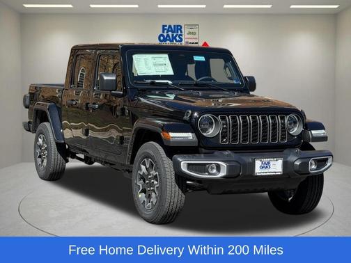 Black Clearcoat 2026 Jeep Gladiator Sport