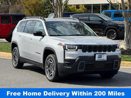Silver Zynith Clearcoat 2026 Jeep Cherokee LAREDO/LIMITED