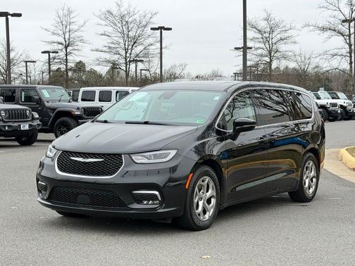 2024 Chrysler Pacifica Limited