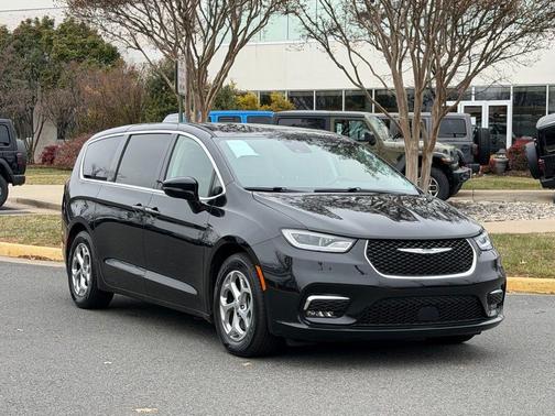 2024 Chrysler Pacifica Limited