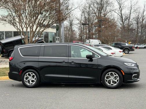 2024 Chrysler Pacifica Limited