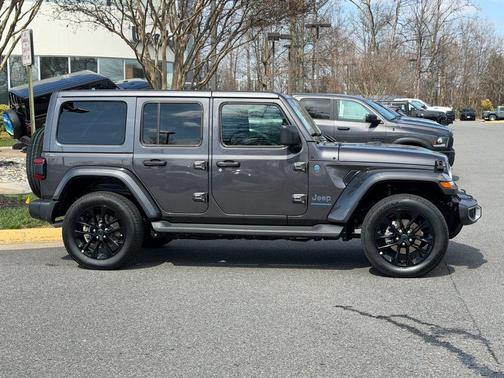 2025 Jeep Wrangler 4xe Sahara
