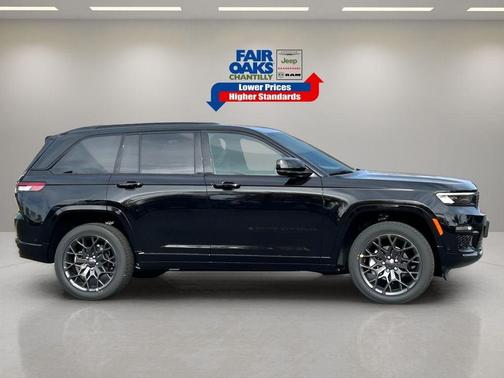 2025 Jeep Grand Cherokee Summit
