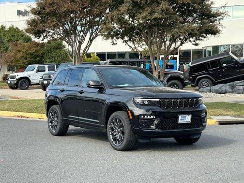 2025 Jeep Grand Cherokee Summit