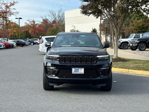 2025 Jeep Grand Cherokee Summit