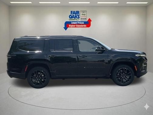 Gloss Black 2026 Jeep Grand Wagoneer Summit Obsidian